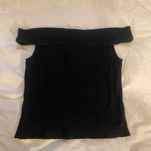 Black off the shoulder top - Picture 2 of 3
